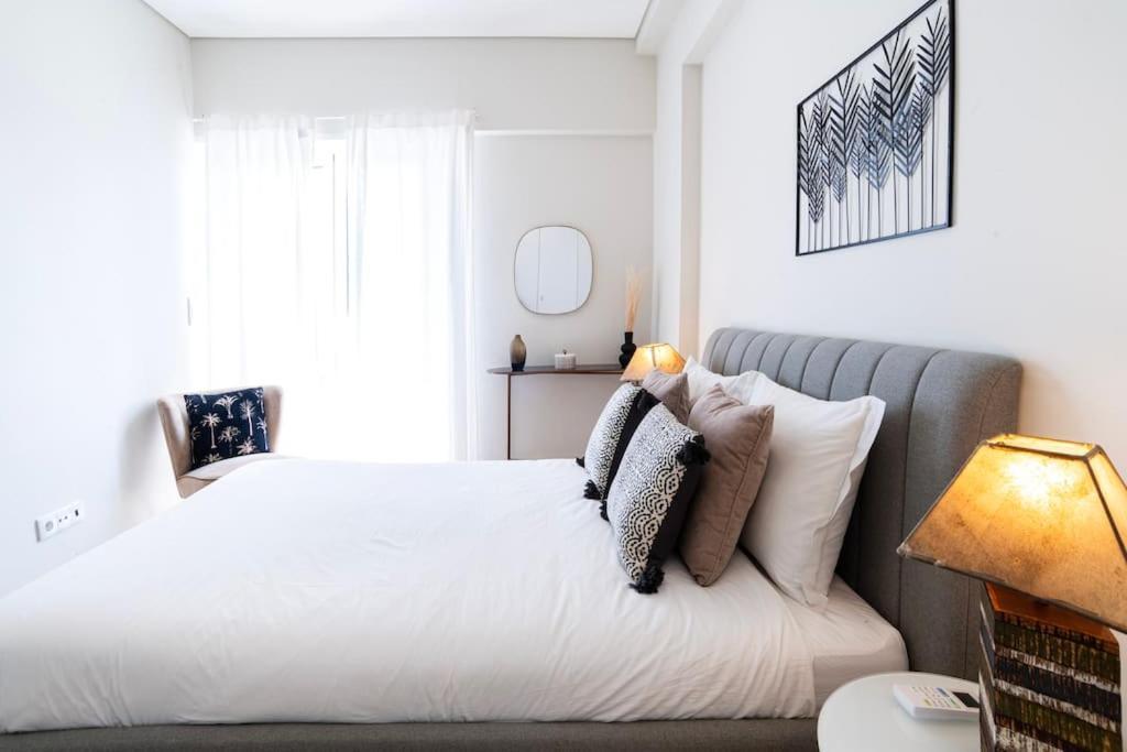 New - Luxury & Bright Apartment リスボン エクステリア 写真